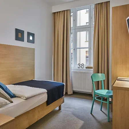 38 فندق برلين