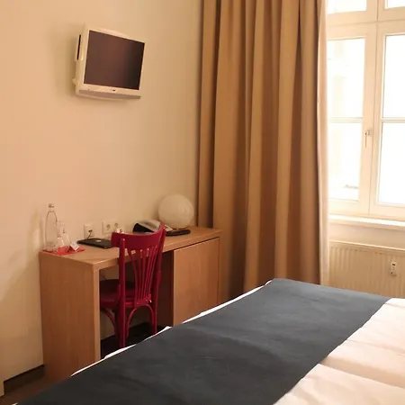 38 3* Berlín